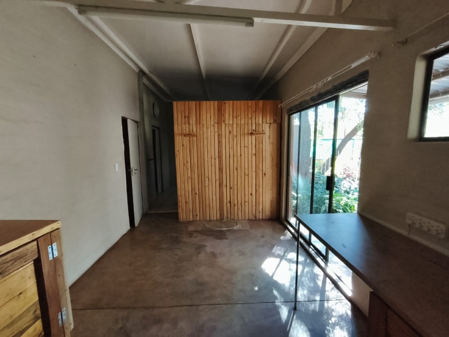 5 Bedroom Property for Sale in Mooinooi North West
